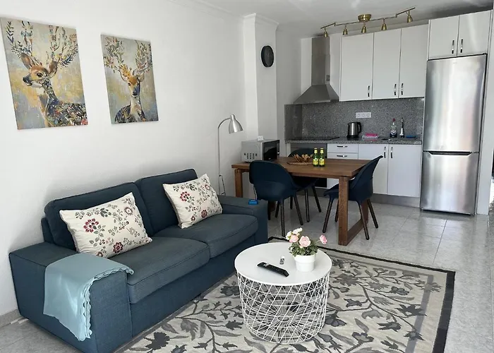 Sunny Apartment Tanife By Yumbo